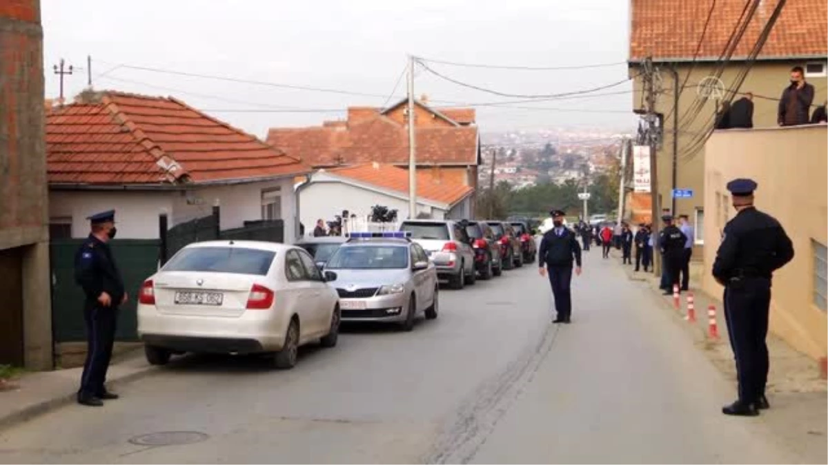 Eski Kosova Meclis Başkanı Krasniçi\'nin evine baskın düzenlendi