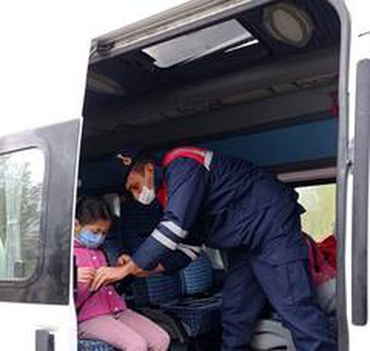Adana\'da 6 servis aracı trafikten men edildi