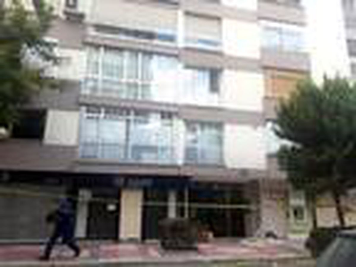 Alsancak\'ta hasar gören apartman boşaltıldı