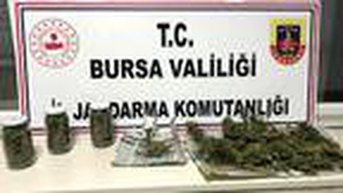 Son dakika haberi: Jandarma ekiplerinden uyuşturucu operasyonu: 3 şüpheliden 2\'si yakalandı