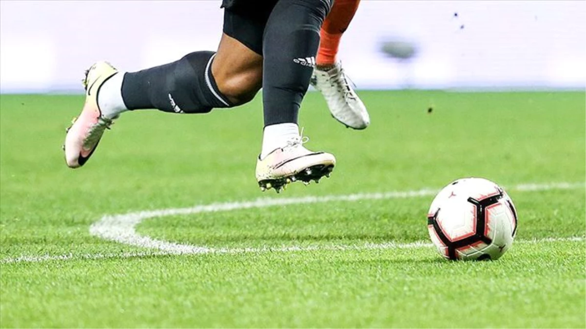 Korona nedeniyle Ankara Demirspor\'un kalecisi Ömercan Avcı, Mamak FK maçında orta sahada oynadı
