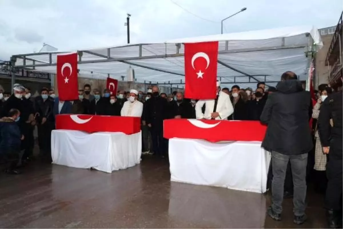 Son dakika haberleri: PKK\'nın katlettiği işçiler için hazin tören