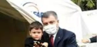 Son dakika! Sağlık Bakanı Koca, çadır kenti ziyaret etti