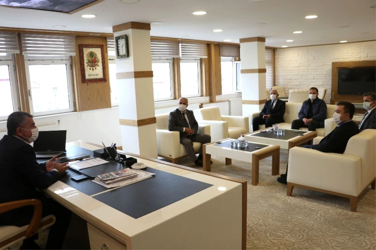 TCDD heyeti Havza Belediye Başkanı Özdemir\'i ziyaret etti