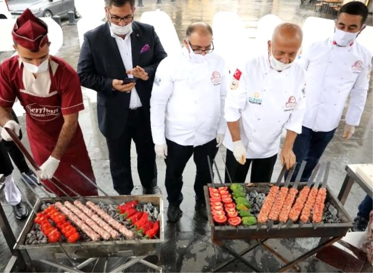 Urfa kebabı\' tartışması Gaziantep\'te tatlıya bağlandı