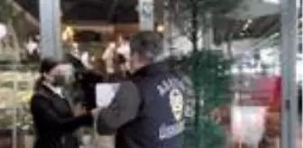 Son Dakika | Üsküdar'da denetime gelen polislerin de ateşi ölçüldü