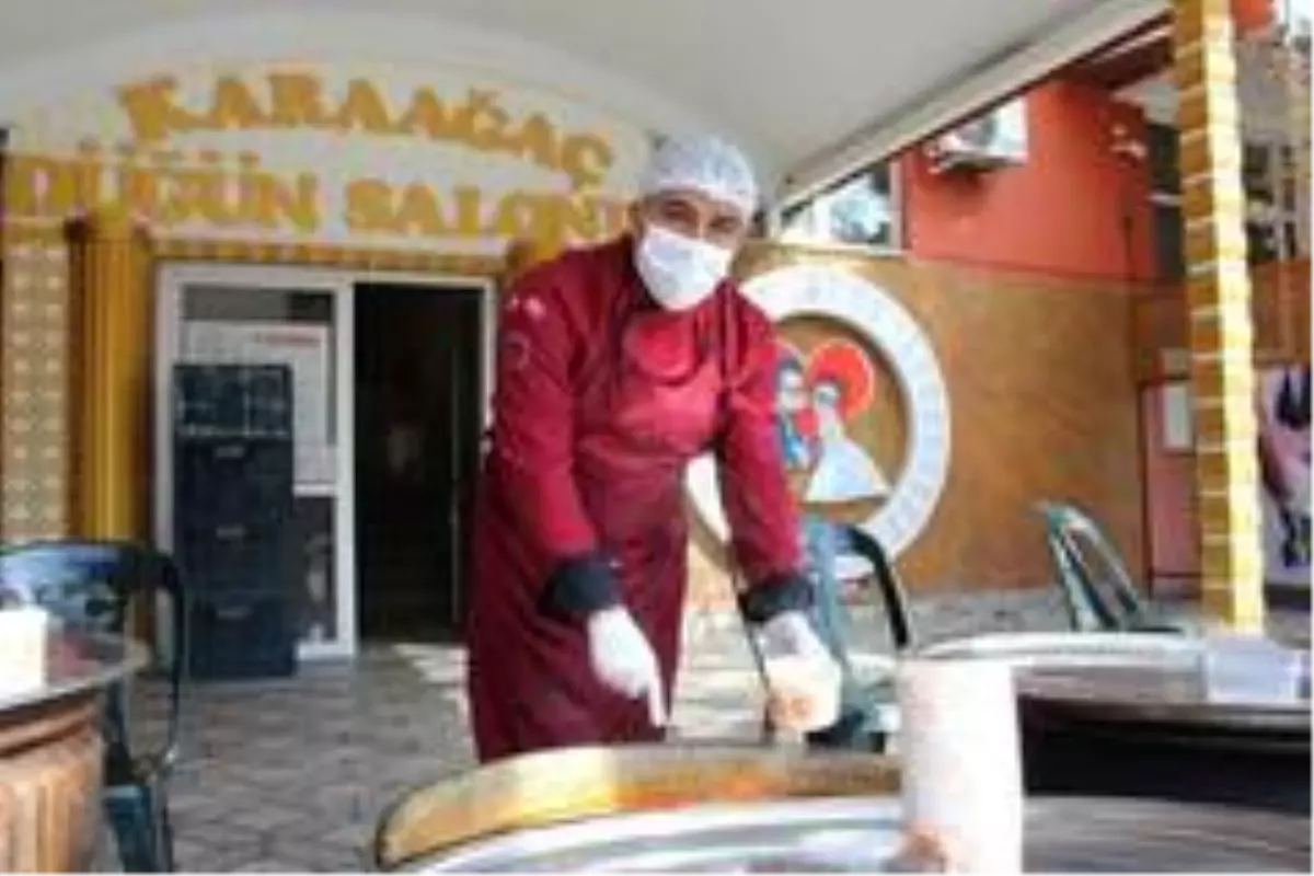 Düğün yemeği geleneğini paket yaptı, siparişlere yetişemiyor