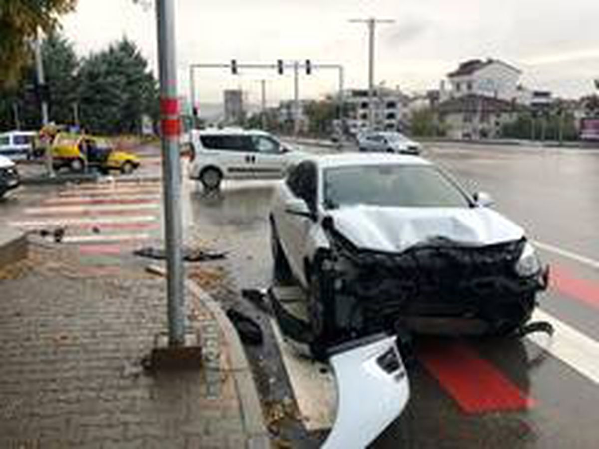 Elazığ\'da trafik kazası: 1 yaralı