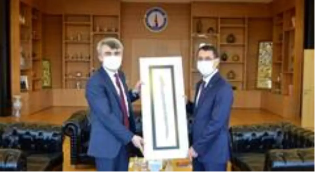 Türkmenistan Ankara Büyükelçisi Amanlıyev\'den DPÜ\'ye ziyaret