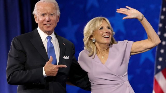 ABD'nin yeni First Lady'si Jill Biden eğitimci kimliğiyle öne çıkıyor