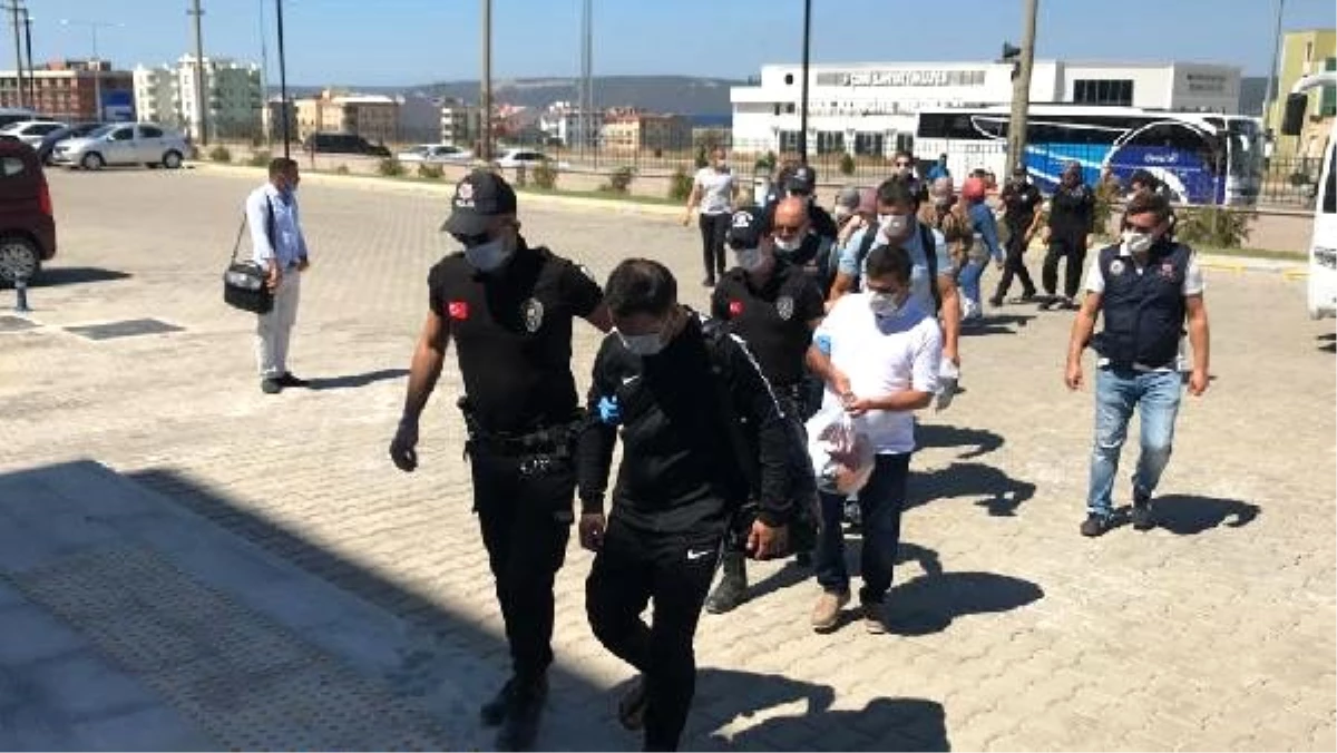FETÖ şüphelilerinin Yunanistan\'a kaçışını organize eden 2 kişi yakalandı