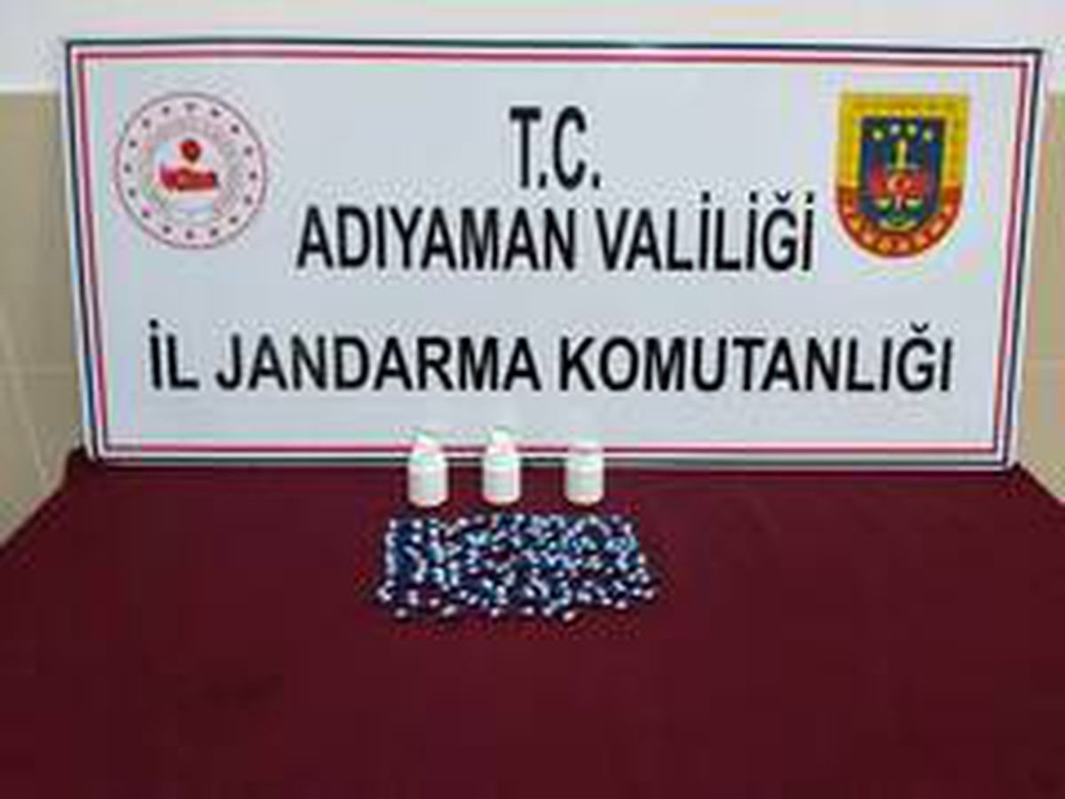 Son dakika haberleri! İlaç kutularına gizlenen uyuşturucular ele geçirildi
