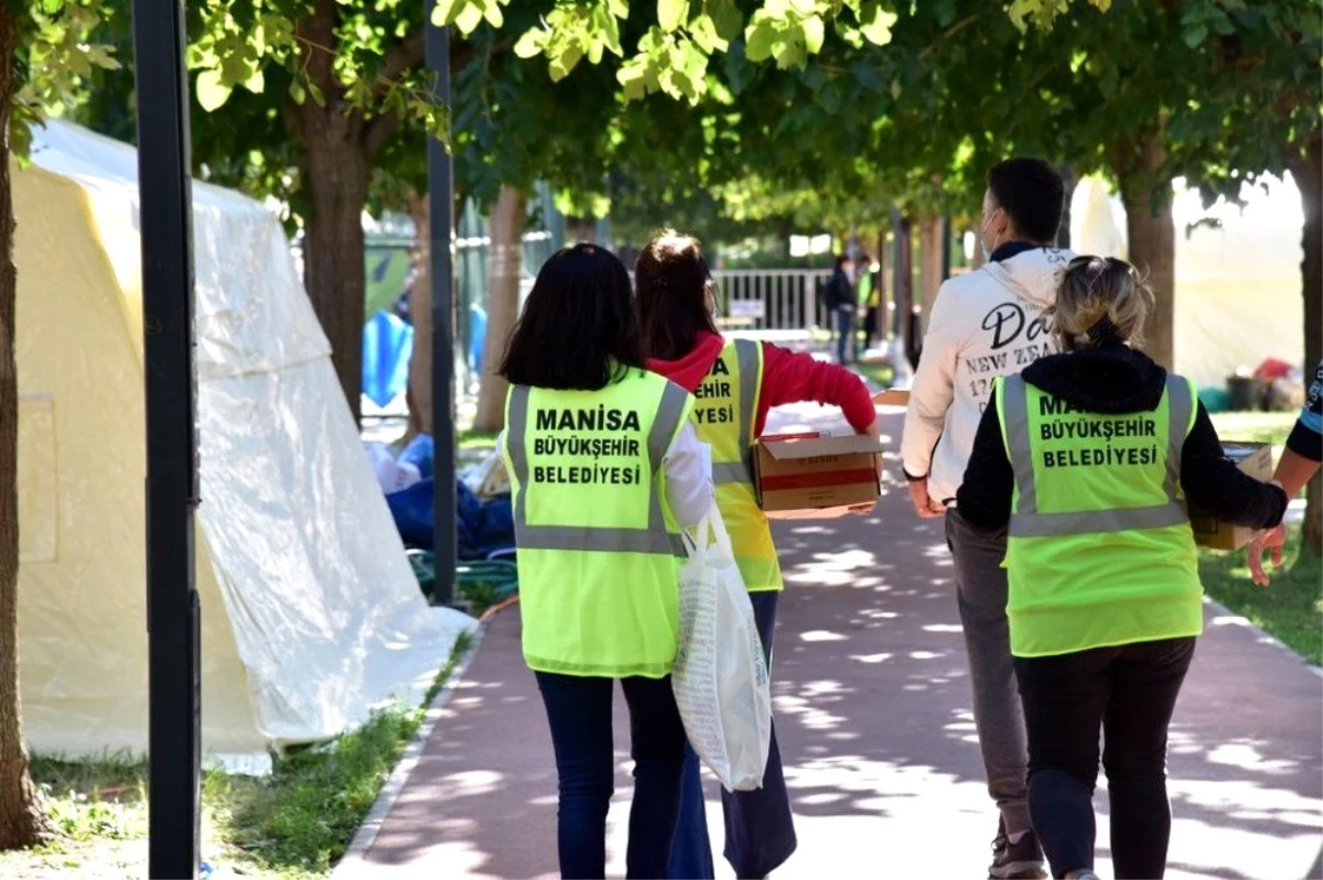 Son Dakika | Manisa Büyükşehir Belediyesinin İzmir\'e desteği devam ediyor