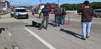 Motosiklet otomobile çarptı: 1 yaralı