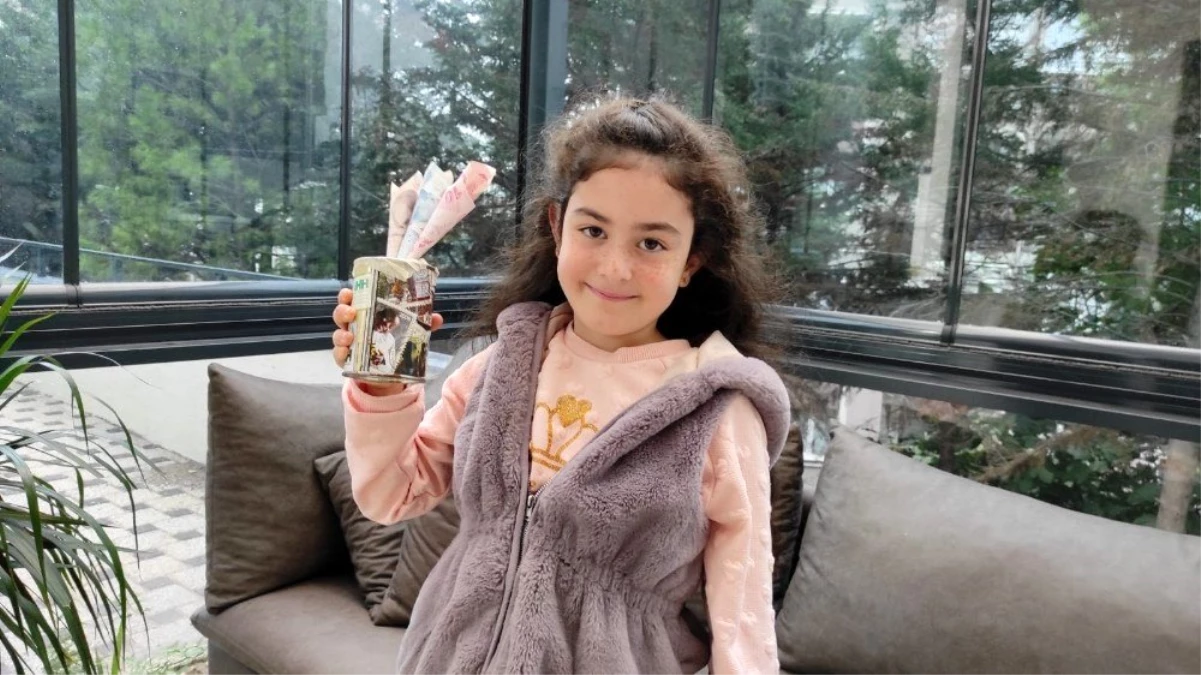 8 yaşındaki Belinay kumbarasını Ayda ile Elif\'e gönderdi