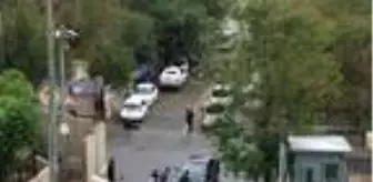 Son dakika haber: Adliye önünde taşlı, sopalı, silahlı kavga: 4 yaralı