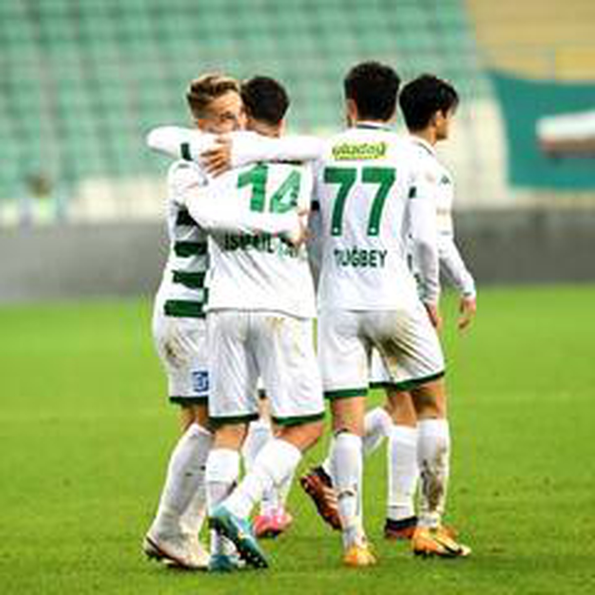 Bursaspor çıktığı 10 resmi maçta da gol attı