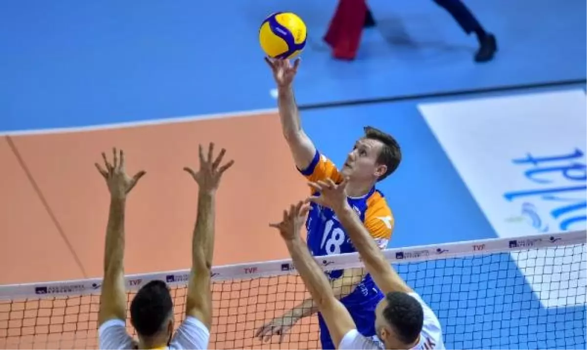 Voleybol: AXA Sigorta Efeler Ligi