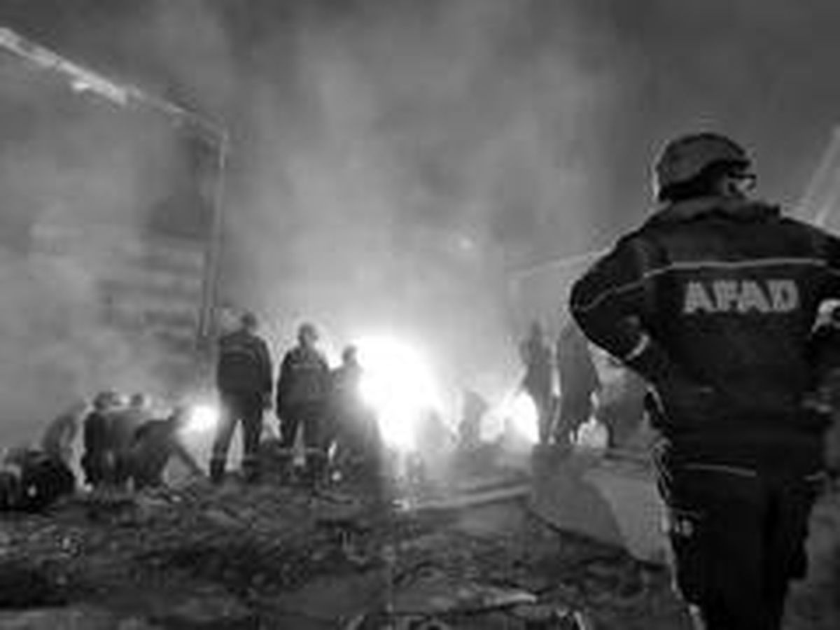 İzmir\'e giden AFAD ekibi Çorum\'a döndü