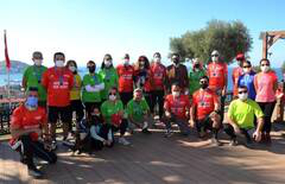 Kuşadası Belediyesi\'nden İstanbul Maratonu\'na destek