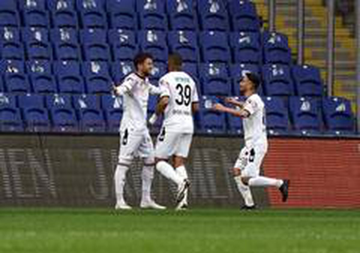 Süper Lig: M.Başakşehir: 0 Gençlerbirliği: 1 (Maç devam ediyor)