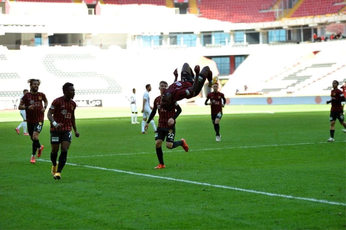 TFF 1. Lig: Eskişehirspor: 2 Ankara Keçiörengücü: 2