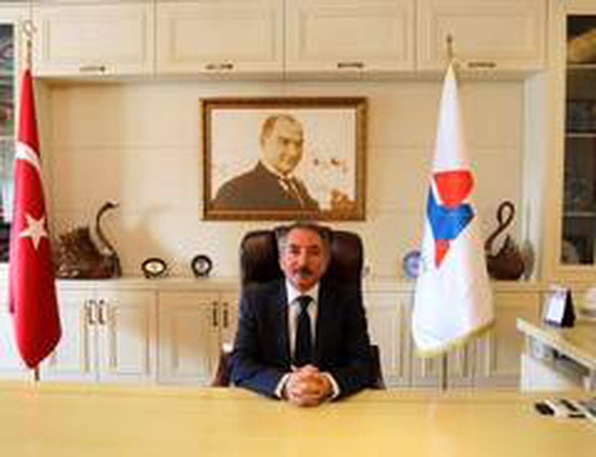 AİÇÜ Rektörü Prof. Dr. Karabulut\'tan 10 Kasım mesajı