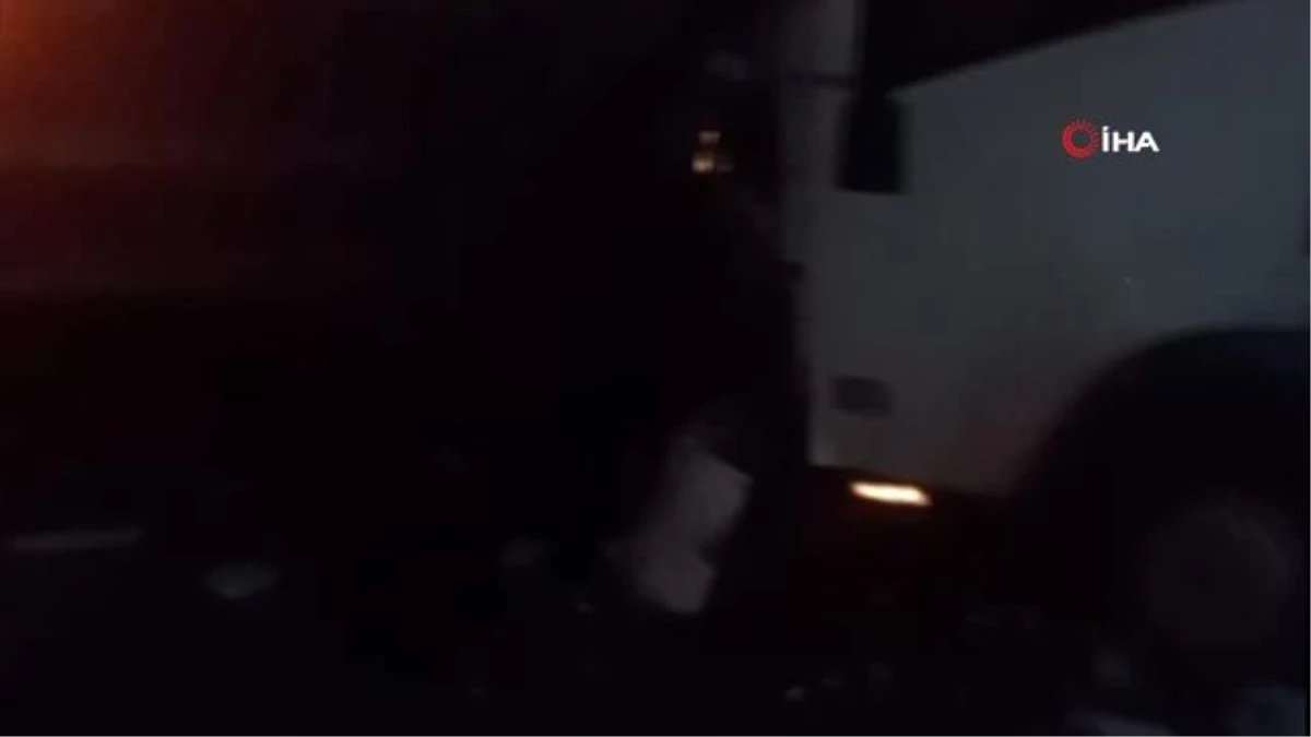Bilecik\'te kamyonetin çarptığı tır sürücüsü hayatını kaybetti