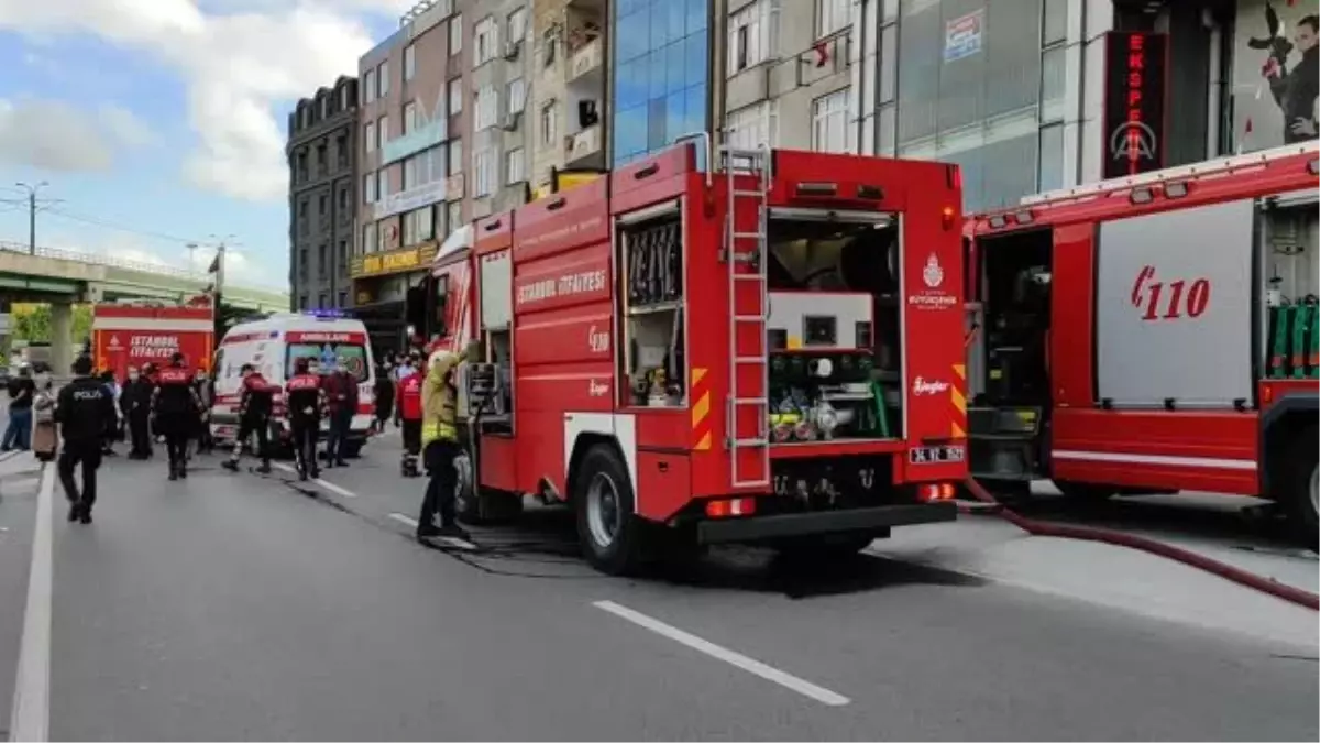 Esenler\'de poligonda çıkan yangın söndürüldü