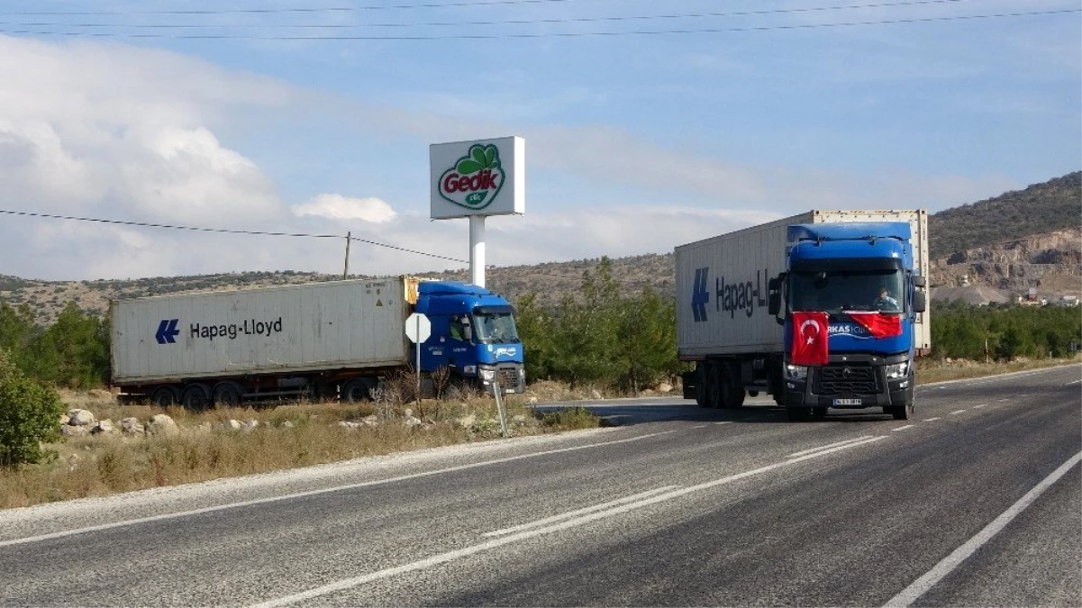 Gedik Piliç dünyanın en kalabalık ülkesi Çin\'e ilk kez tavuk ihraç etti