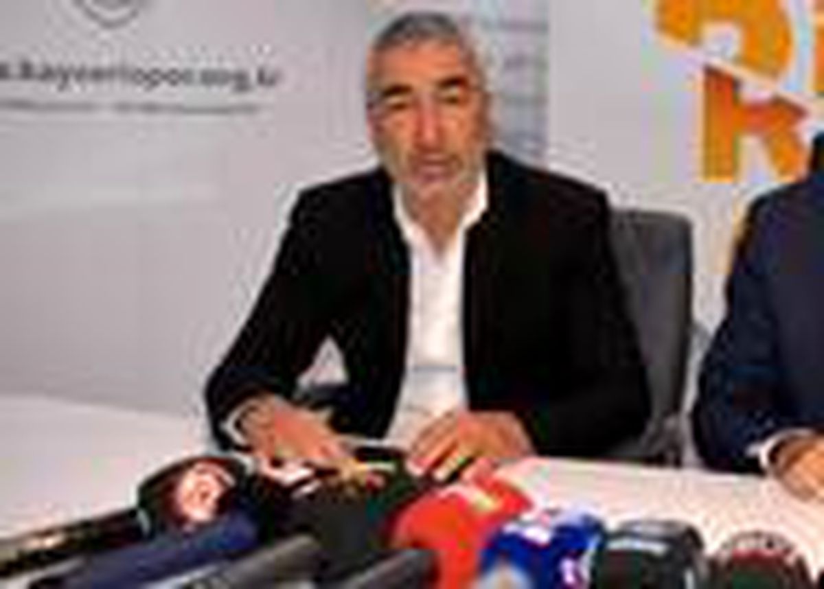 Kayserispor, Samet Aybaba ile anlaştı