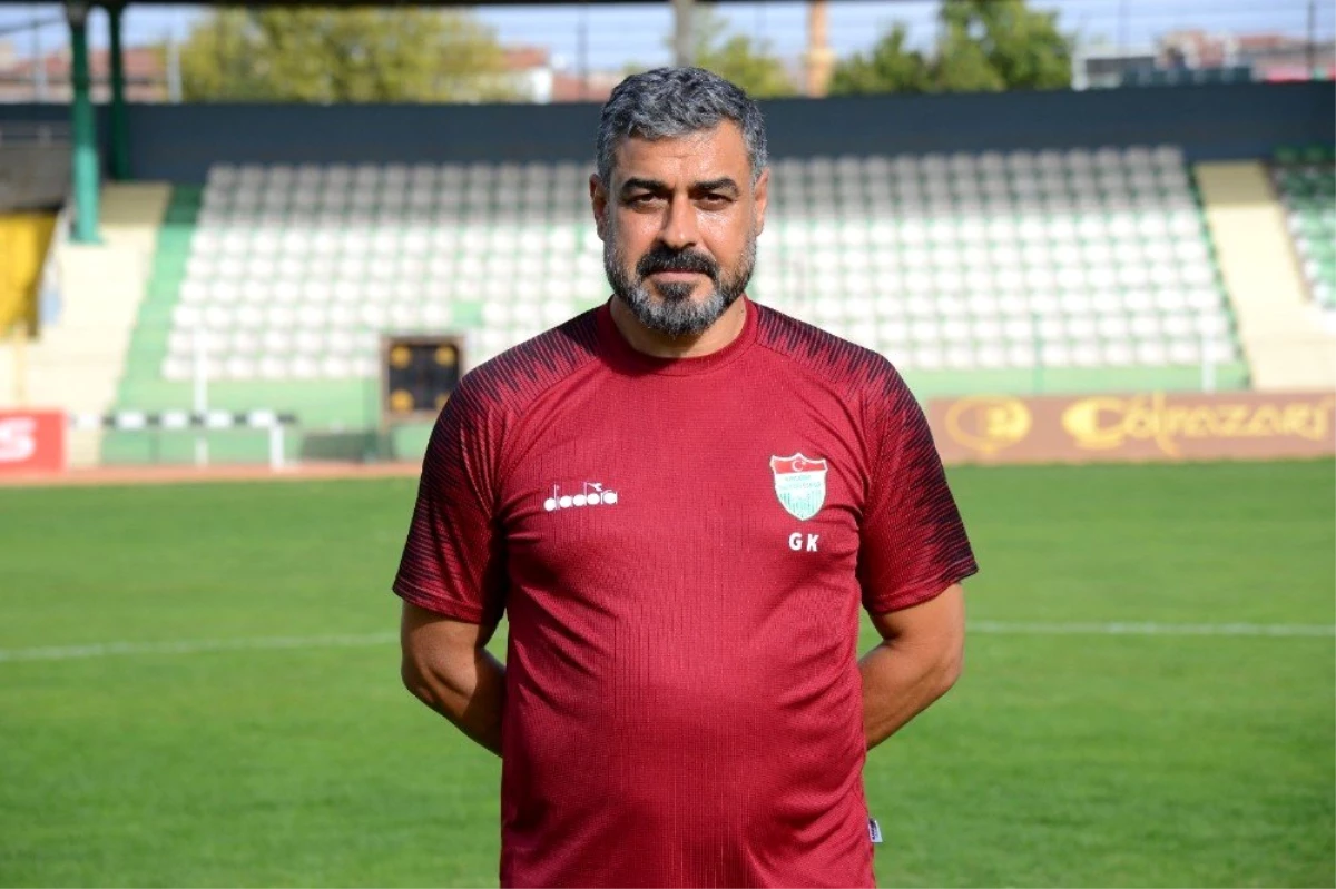 Kırşehir Belediyespor Teknik Direktörü Kılıç, "Kupa maçlarında genç oyuncularımıza fırsat veriyoruz"