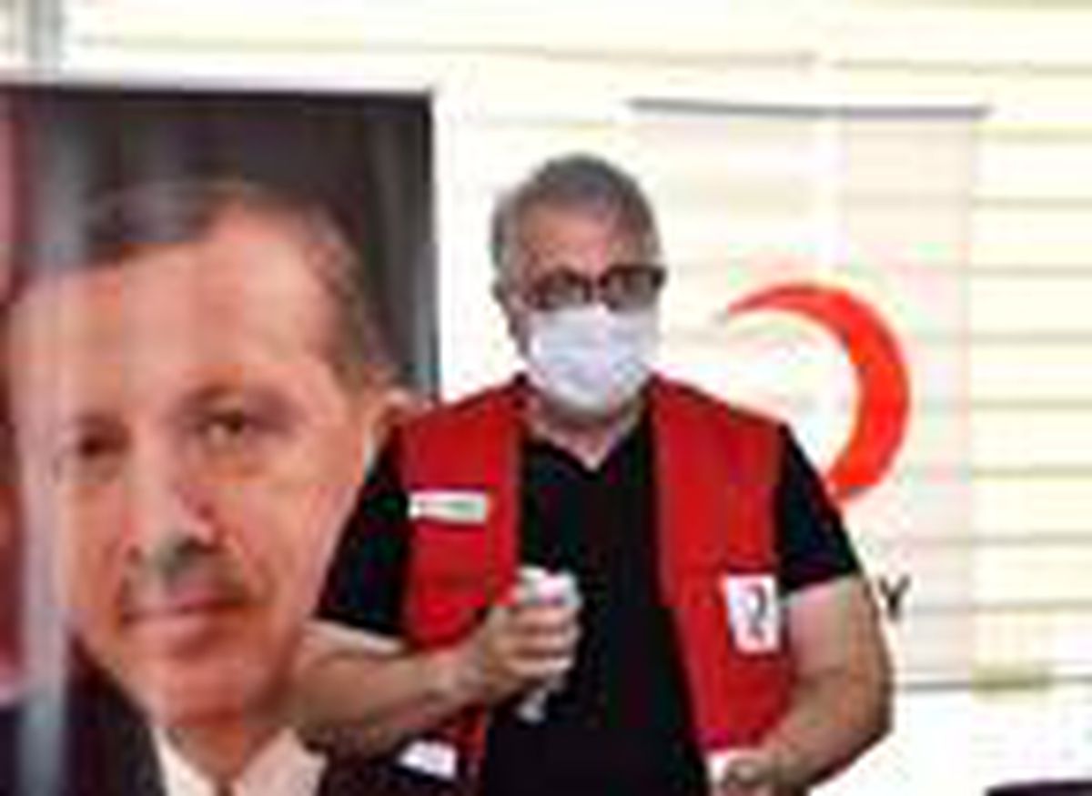 Kızılay şube başkanı, koronavirüsten hayatını kaybetti