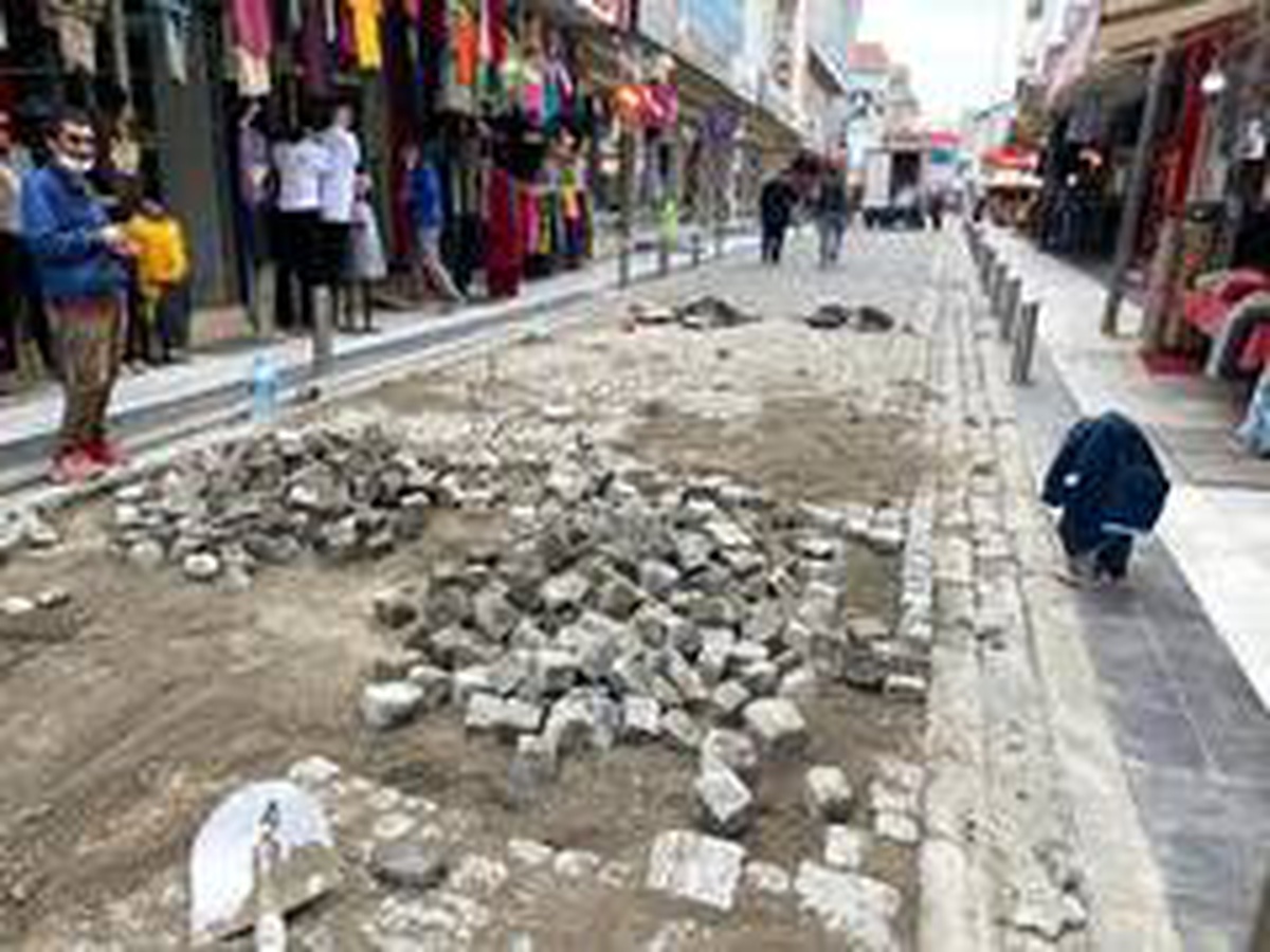 Yol bakım ve onarım çalışmaları sürüyor
