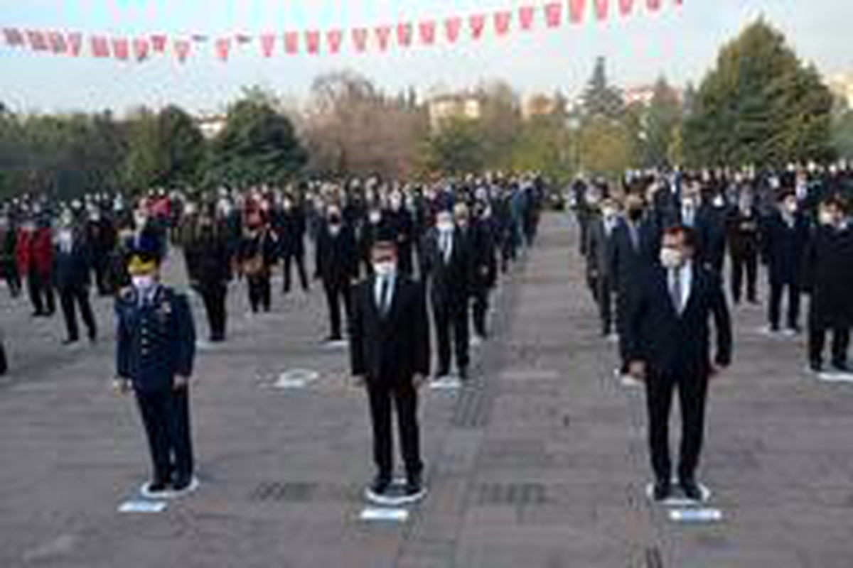 Atatürk ölümünün 82. yılında anıldı