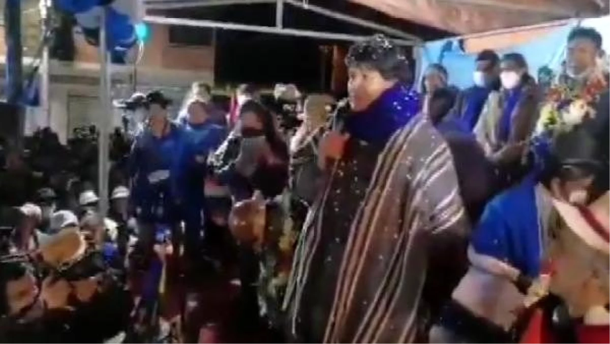 Bolivya\'nın darbeyle indirilen eski lideri Morales ülkesine döndü