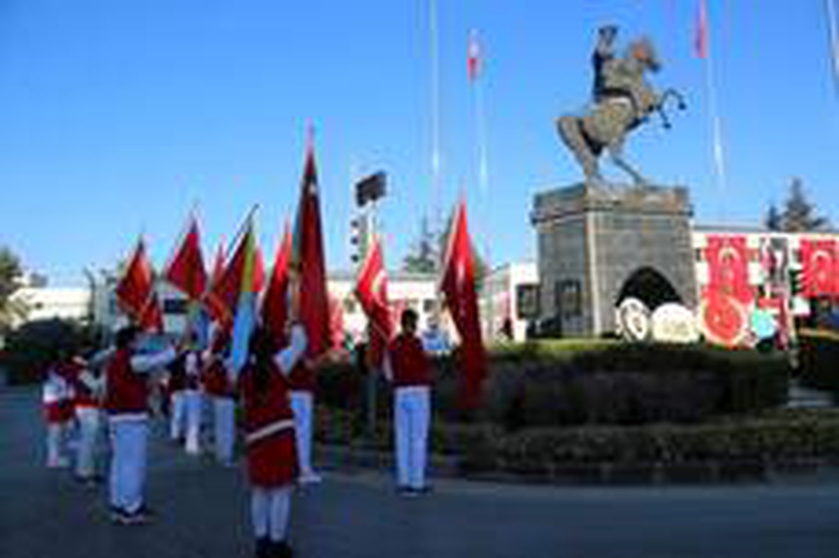 Büyük Önder Atatürk, Niğde\'de törenle anıldı