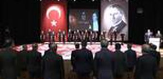 Büyük Önder Atatürk'ü anıyoruz