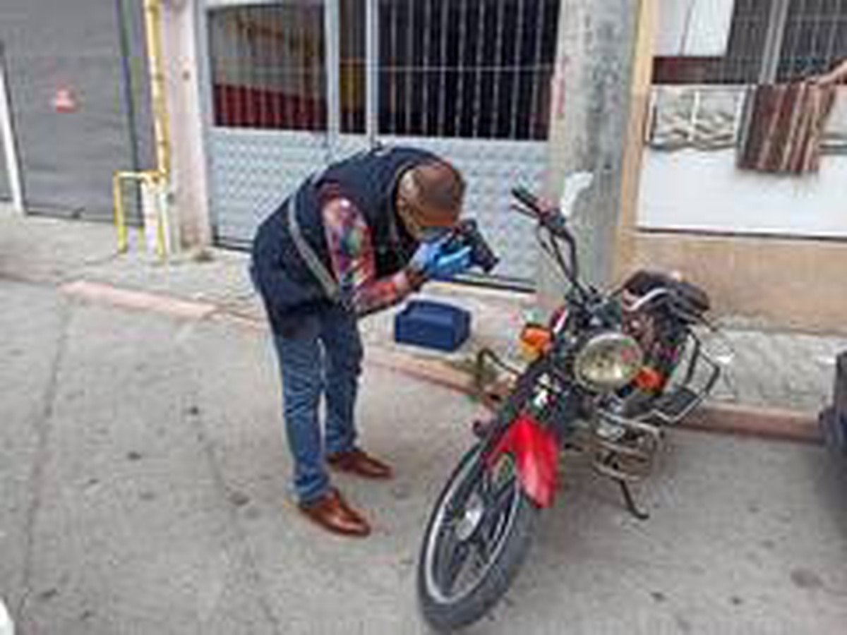 Çalıntı motosiklet terk edilmiş vaziyette bulundu