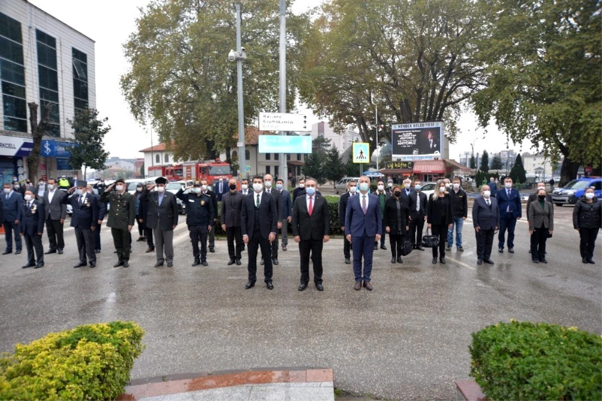 Gazi Mustafa Kemal Atatürk Hendek\'te törenle anıldı