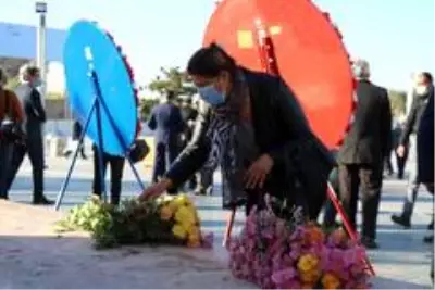 Kırşehir'de 09: 05'te hayat durdu Kırşehir'de 09: 05'te hayat durdu