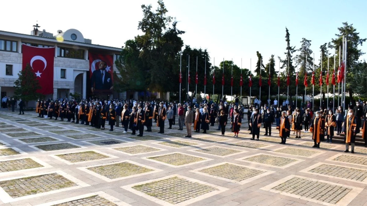 Mersin Üniversitesinde Atatürk törenle anıldı
