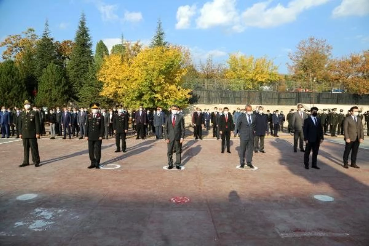 Tunceli\'de 10 Kasım Atatürk\'ü Anma Günü