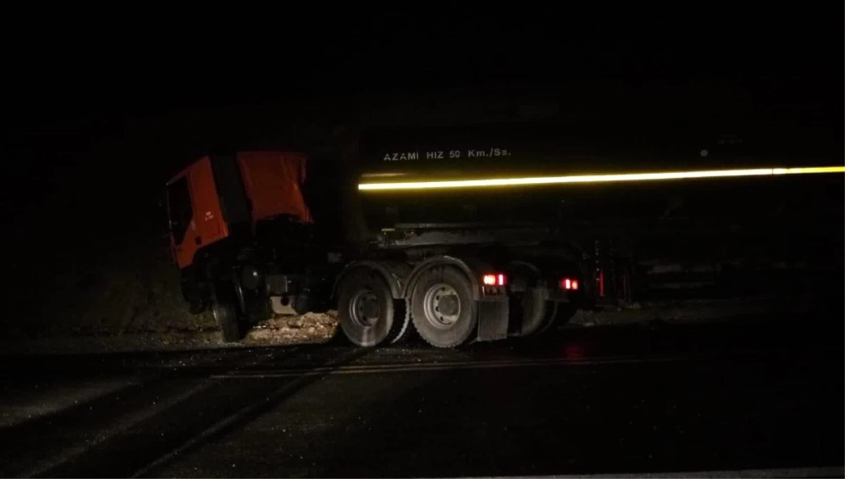 Son dakika haberleri | Van\'da trafik kazası: 1 ölü, 2 yaralı