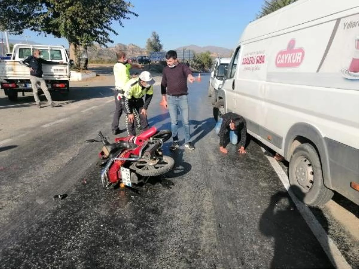 Aydın\'da trafik kazası: 1\'i ağır 2 yaralı