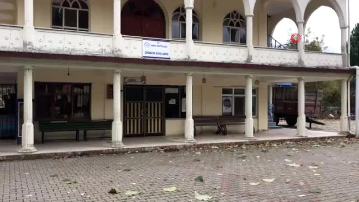 Çınarık köyünde cami ve kahvehaneler kapatıldı