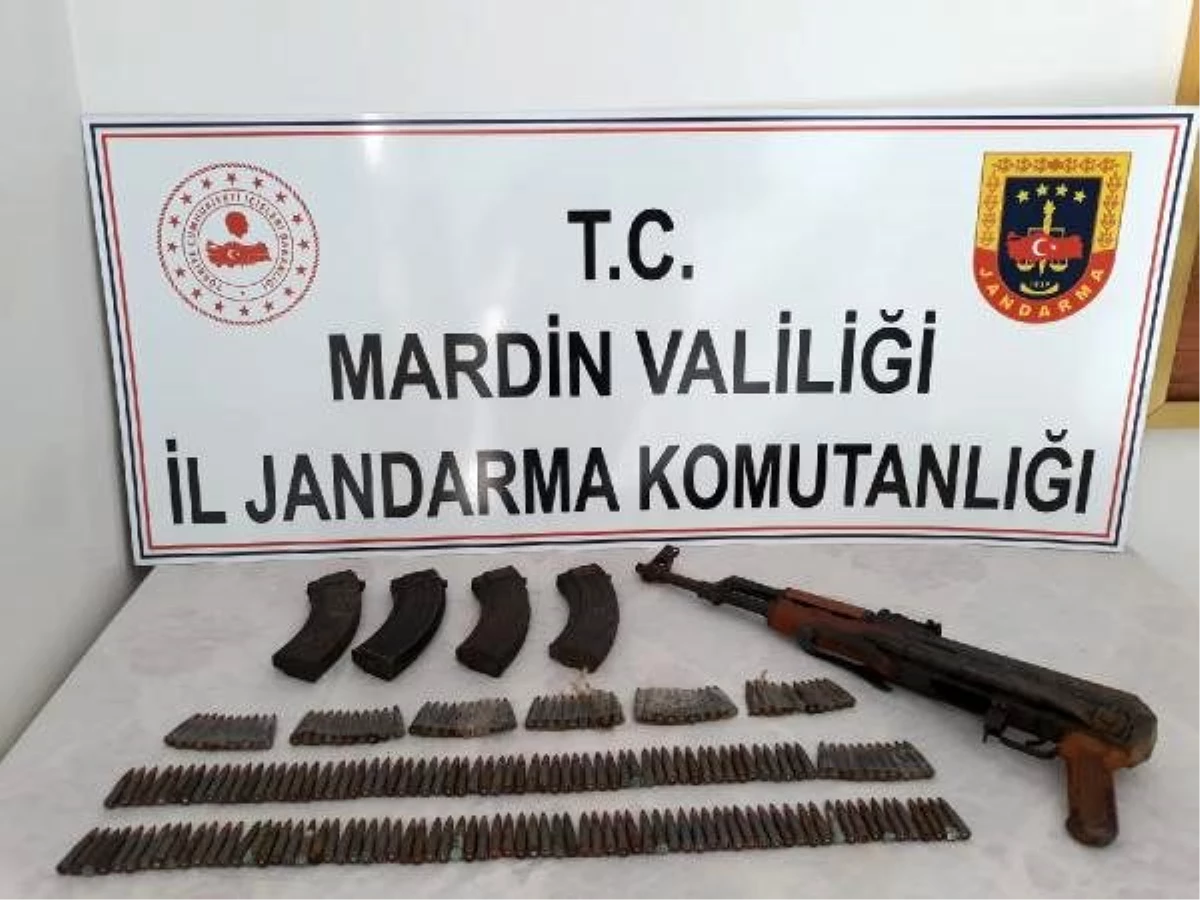 Son dakika haberi: Mardin\'de teröristlere ait silah ve mühimmat ele geçirildi