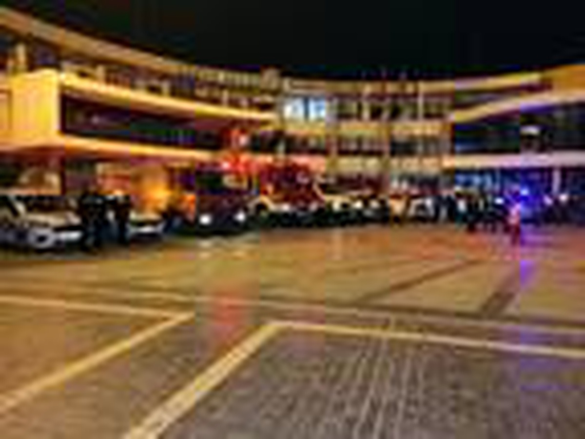 12 Kasım depreminde yaşamlarını yitirenler dualarla anıldı (2)