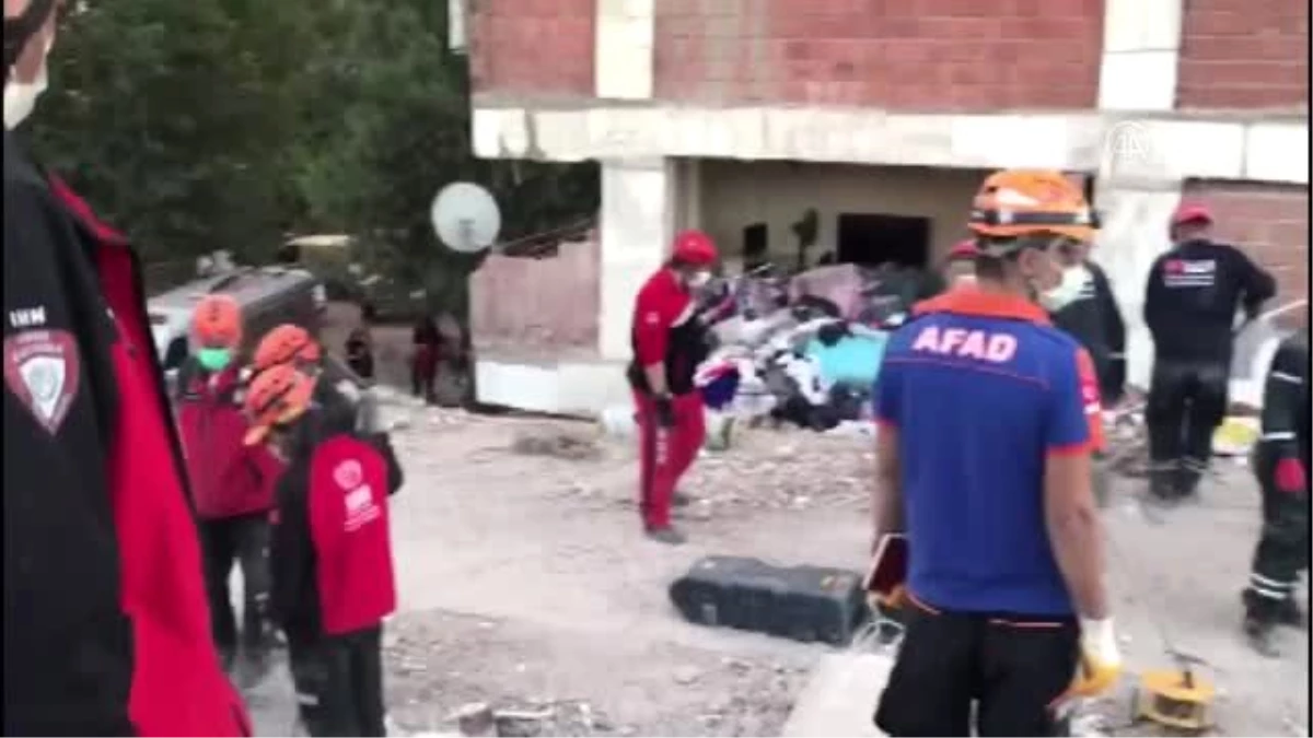 AFAD\'ın "kahramanları" İzmir depreminde hayat kurtaran faaliyetlerini anlattı