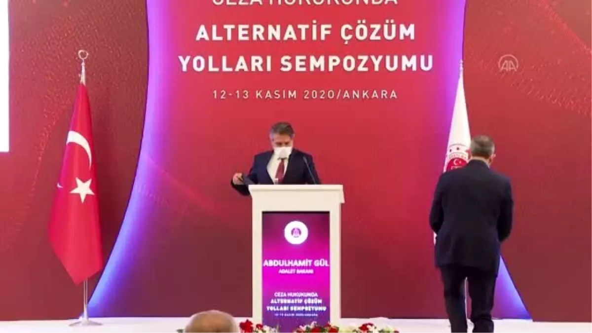 Son dakika haberleri... Bakan Gül: "Bırakın adalet yerini bulsun, isterse kıyamet kopsun"